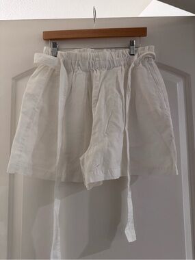 Women's High-Waist Paperbag Shorts in White